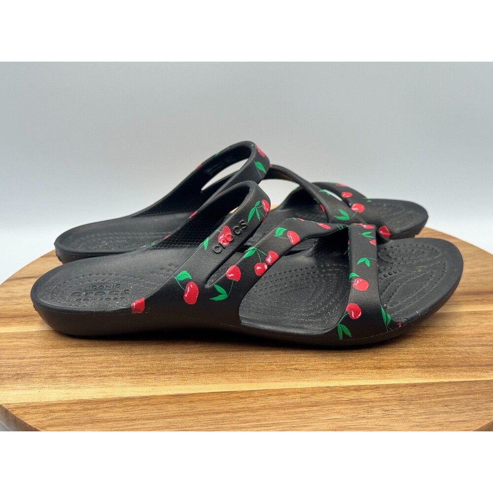 CROCS Women's Kadee ll Graphic Sandals Slip Ons Black/Cherries RARE! Size 7